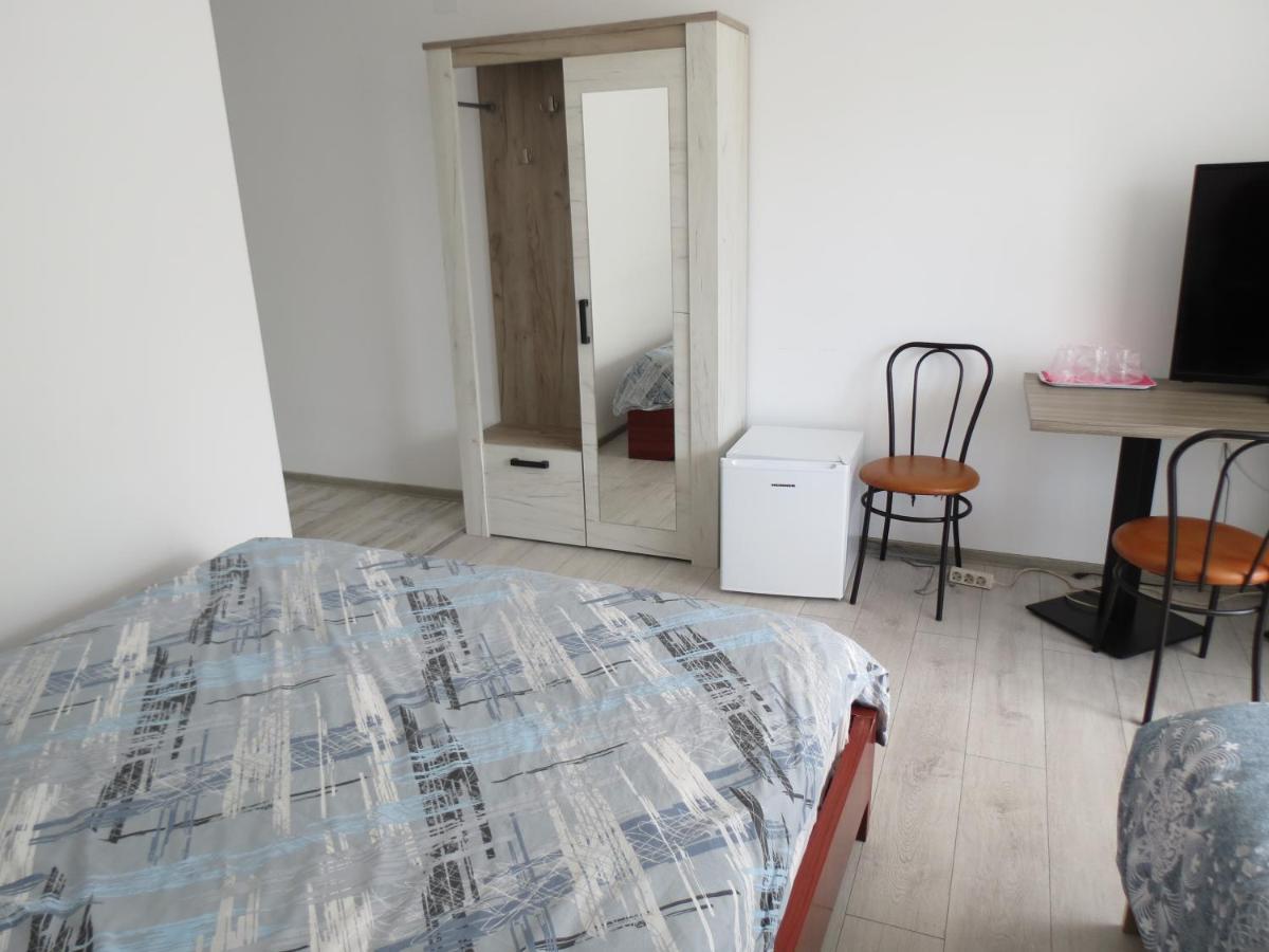 Pensiunea Cetina Brad  Bagian luar foto